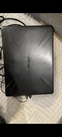 حاسبه Asus مخصصه للكيمنك + تصاميم- جديده استخدام قليل السعر ٦٥٠ الف وب...