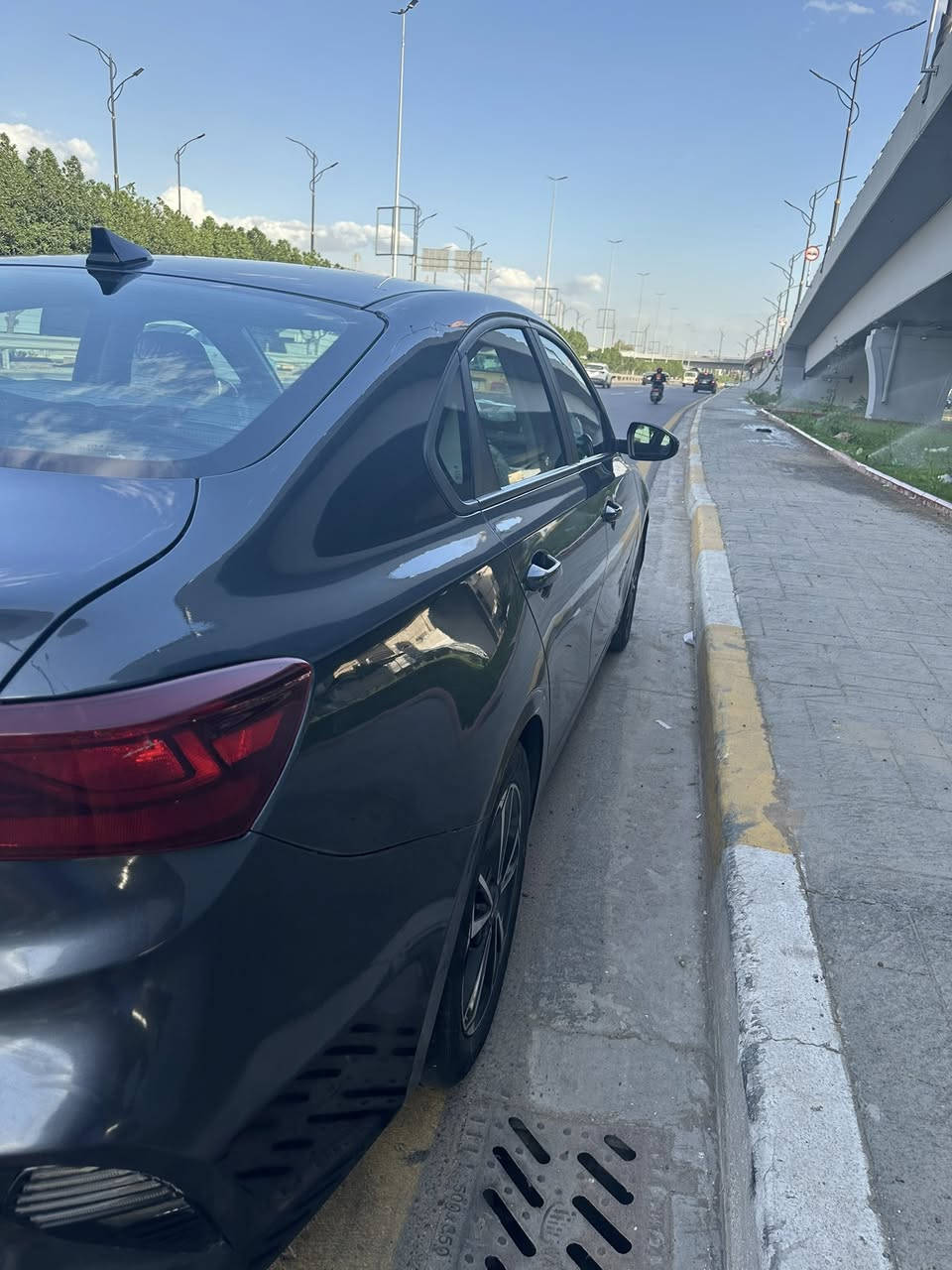 سلام عليكم كيا فورتي وارد امريكي للبيع موديل 23 حادثها حافه البنيد وجاملغ بدون دواخل بيها بارد بل صندوق اشويه وصبغ بل جاملغ الخلفي كدر شبر بيها راجز  بدايته السعر 148
مكاني اعظميه ***********
