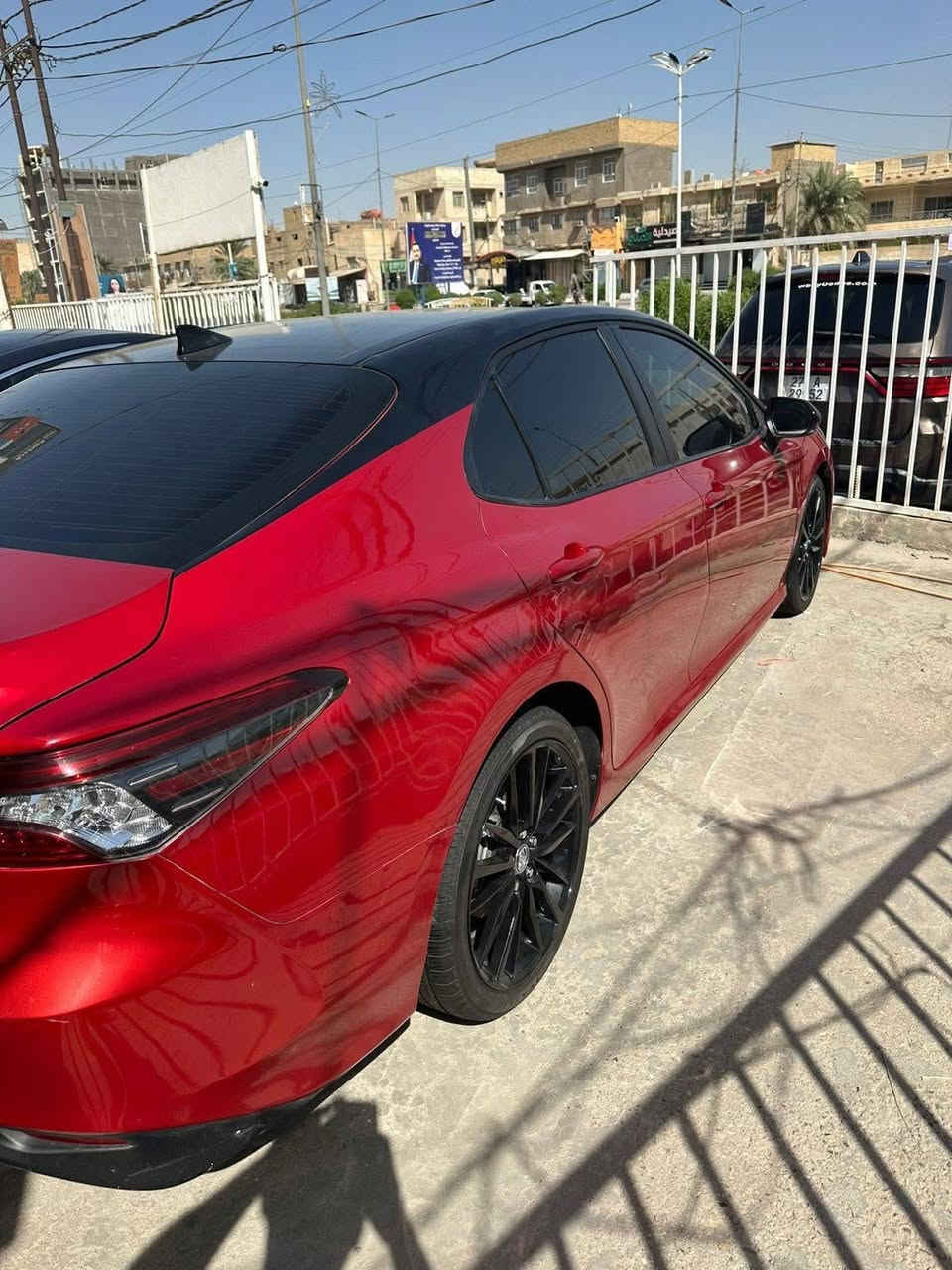 كامري 2023 
امريكيه 
هـايبـرد محرك 2500
حره دخول جديد / 
فول مواصفات 
فتحه 
بصمه 
جلد دواخل بيجي 
انظمه قياده 3
اوتوهولد + سايد بريك كهربائي
شاحن لاسلكي 
سايد بريك كهربائي 
ويل كب 19 اسود 
مكان السياره السماوه حي الحسين الأربع سايدات
 معرض برج العرب لتجارة السيارات 
السعر  

***********
***********
