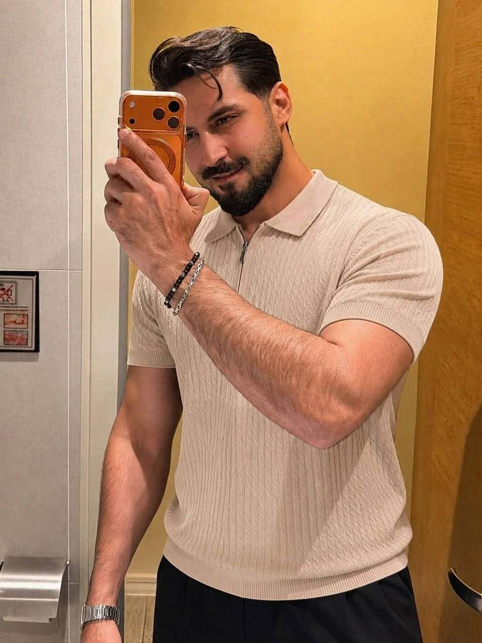 🇮🇶🔥 وصلت تيشيرتات بولو التريكو – ستايل صيفي فخم 🔥🇮🇶

إطلالة مرتبة وناعمة تناسب كل طلعة 😍☀️

💫 المميزات:
✔️ خامة تريكو تركي أصلي 🇹🇷
✔️ فول ليكرا مريحة وباردة بالصيف
✔️ جودة عالية مكفولة شرط الفحص 💯
✔️ ستايل أنيق يناسب كل الأوقات

📏 القياسات: M / L / XL / 2XL

✨ خفيف، مريح ويعطيك لوك راقي بدون تعب 💛

🚘 توصيل لكل محافظات العراق
📩 للحجز راسلنا خاص قبل النفاد 🔥

#اكسبلور #تيشيرت #ملابس_رجالية #ستايل #العيد #fashion بغداد, العراق


**إذا كنت صاحب هذا الإعلان وتريد حذفه لأي سبب، رجاءا أرسل رسالة إلى الدعم الفني**