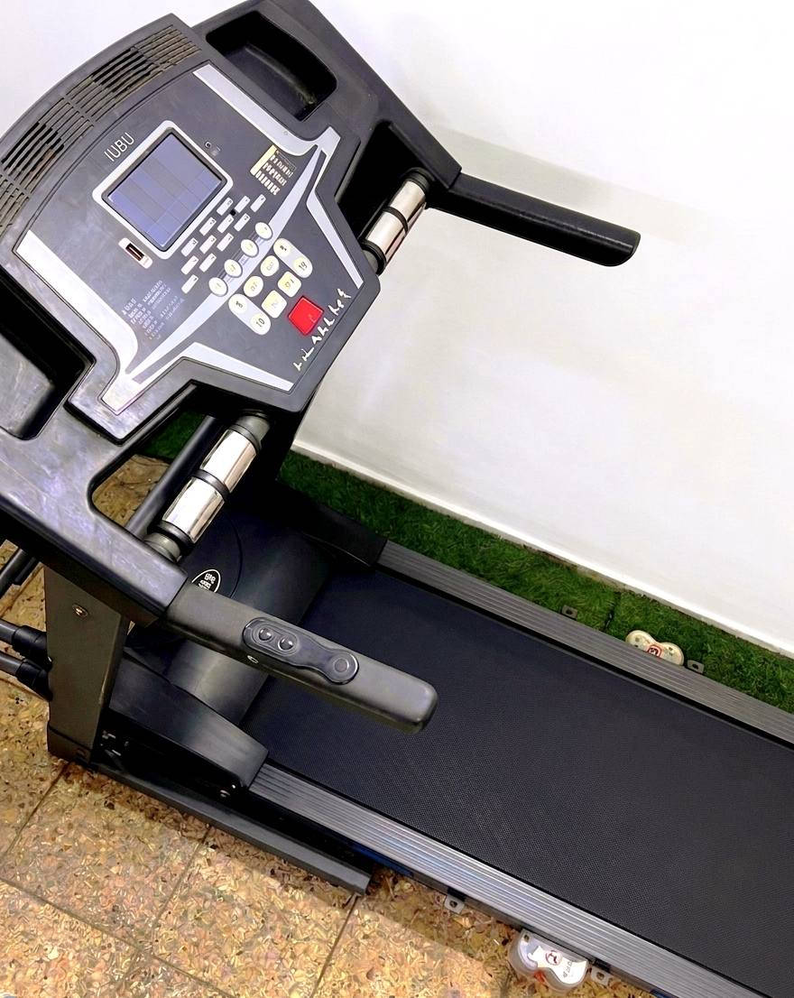 السلام عليكم
للبيع جهاز جري ماركة iubu جبلي دبل ماطور 
الجهاز نظيف جداً 
المواصفات 110 كيلو حقيقي وليس وهمي 
الشاشة لمس 
الجهاز جبلي يجي 
السرعة عالية 
يحتوي على رجاج تكسير الشحوم
وحساس قلب وجك هايدروليك 
وusp و mp3 
السعر 290 الف 
العنوان بغداد يوجد توصيل داخل العراق


**إذا كنت صاحب هذا الإعلان وتريد حذفه لأي سبب، رجاءا أرسل رسالة إلى الدعم الفني**