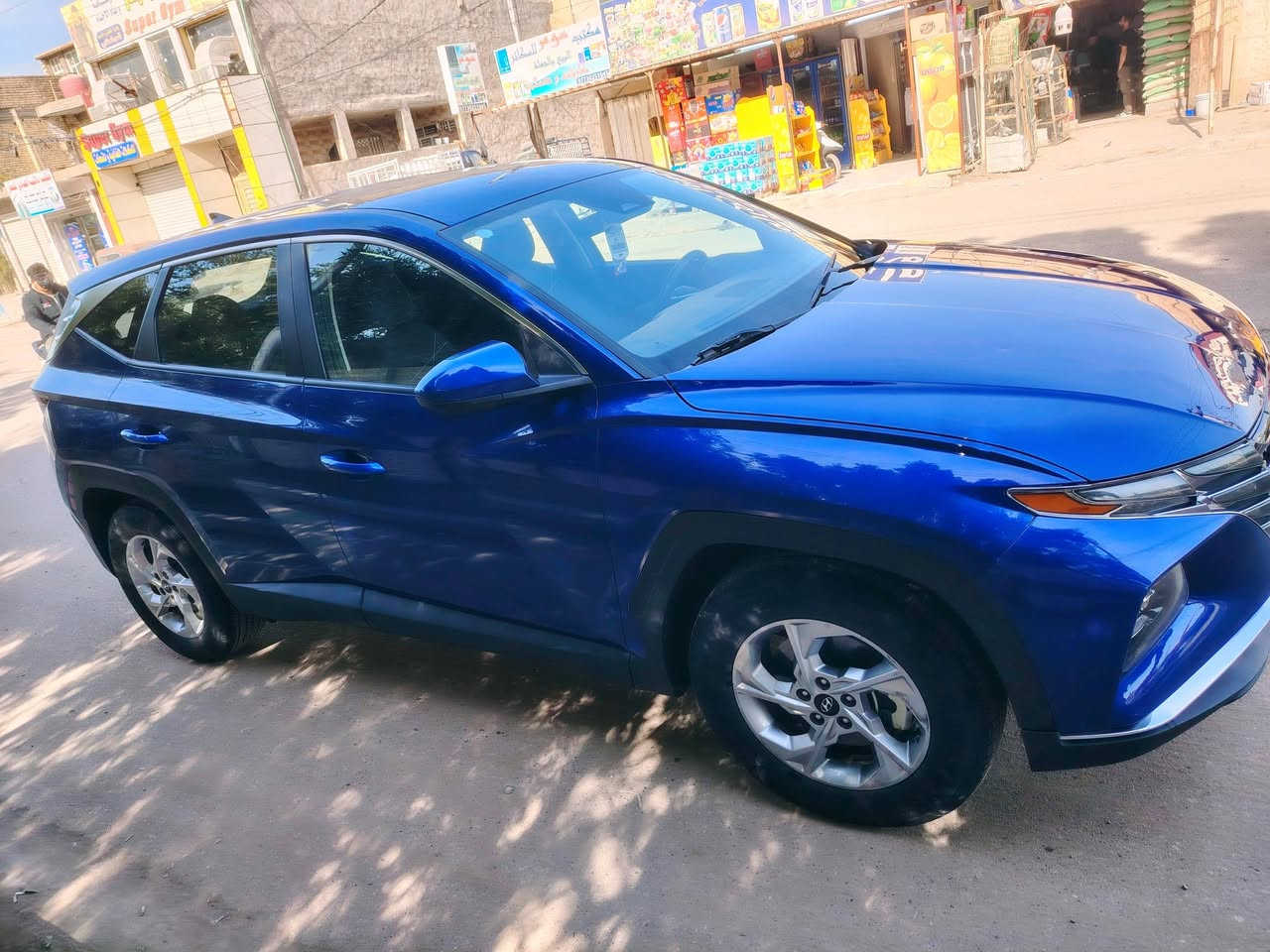 سلام عليكم مرخصت الادمن 
توسان موديل 2023 الون أزرك 
سياره نص فول تحكم ستيرن 
شاشه كأمره دواره  هاندبريك دكمه 
رادارات مانع انحدار  وارد امريكي حادثه جاملغ اليمن تبديل ول حافه مال البنيد السياره اي دواخل مابيه لاشاصي لالغد لاراديتر لايارباك كله على وضع الشركه
صور الحادث مرفقه بالمنشور ماشيه ١٩ السياره جديده وكاصه من امريكه عله إيدي رقم بغداد بسمي تحويل ثاني يوم  
المكان بغداد اتصل وتدلل بس لاتكسر بحلال العالم 
رقم الهاتف ‭٠٧٧٧ ٢٠٦ ٨٥٦٣‬📞
الرقم الهاتف *********** 
السعر 177 وبيه مجال
