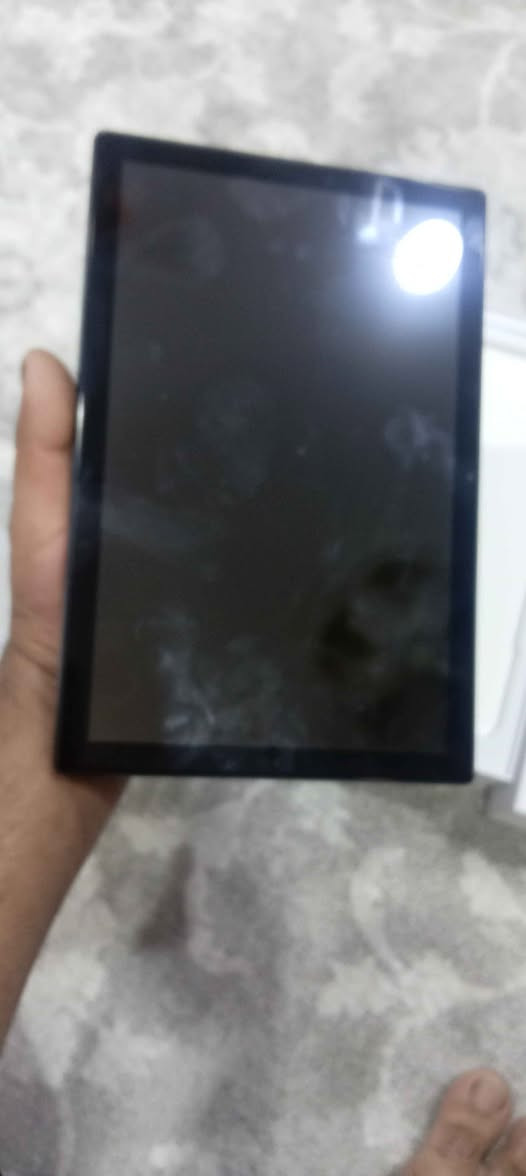 للبيع جهاز تابلت من شركة Azeyou، الموديل AT1011E. الجهاز يتميز بتصميمه الأنيق والمتين، مثالي جداً للدراسة، مشاهدة الأفلام، .
​المواصفات والمميزات:
​الموديل: AT1011E.
ذاكره ٣٢ بغداد, العراق


**إذا كنت صاحب هذا الإعلان وتريد حذفه لأي سبب، رجاءا أرسل رسالة إلى الدعم الفني**