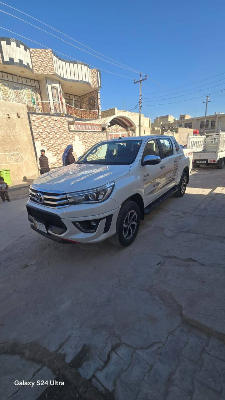 سلام عليكم سياره البيع تيوتا هايلوكس موديل 2020 تيار 
فول مواصفات رقم بغداد بسمي تحويل ثاني يوم/***********
