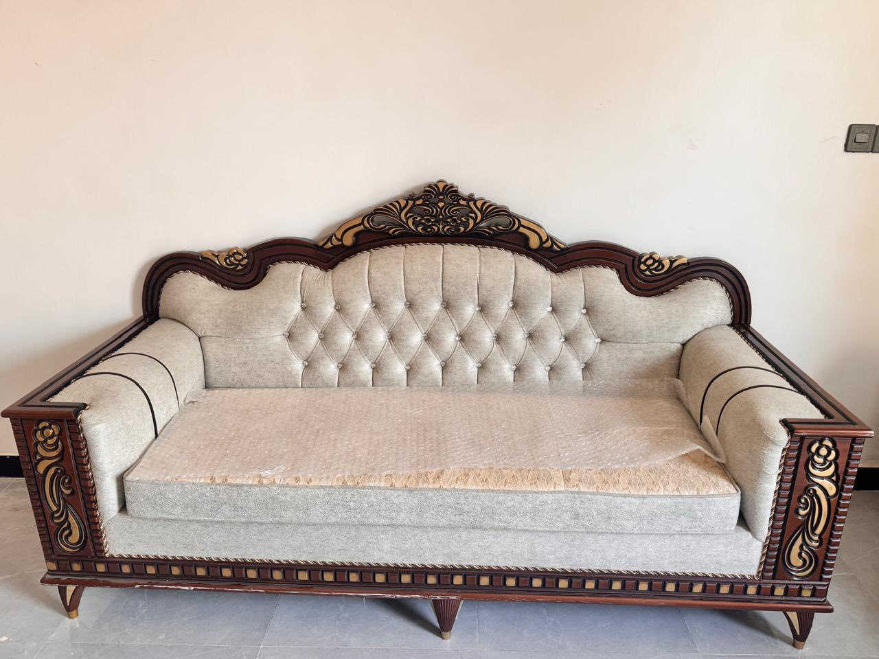 تخم البيع جديدتركي  10 مقاعد ب 900 
***********
