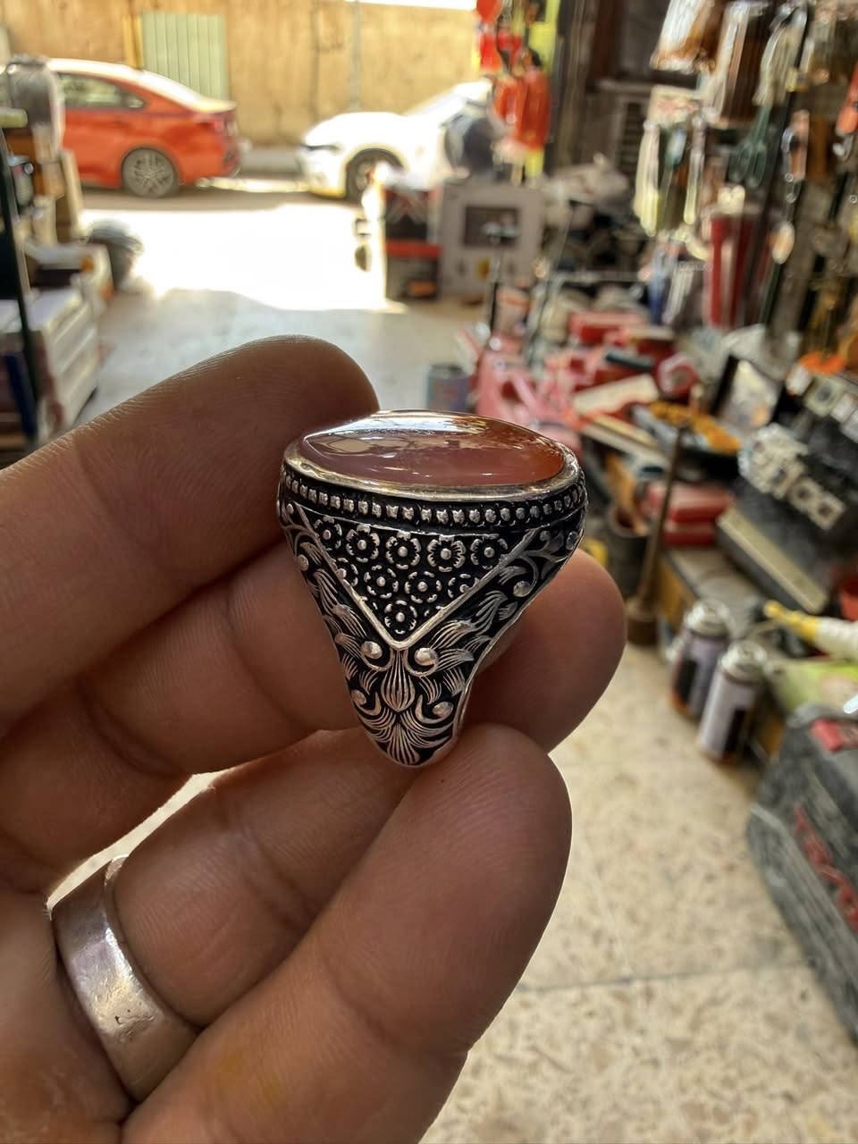 محبس يماني زعفران / صياغة عارف
***********
