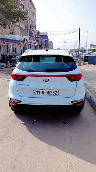 السلام عليكم اخوان للبيع كيا سبورتج خليجي موديل ٢٠٢٠ السياره نص فول  تحكم ثلاث وضعيات قياده اشاير بالمري السياره كاميرا وحساس خلفي ماشيه ٨١ وقابله للزياده  باسمي شخصيا  مكاني بغداد الحبيبيةالسعر ٢٠٥ وبيها مجال
السياره بيها بارد بالباب الخلفي قليل فقط موضح بالصورة
غير متواجد على الفيس للتصال
***********
