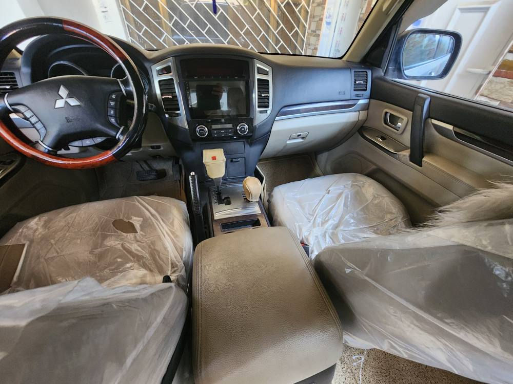 سلام عليكم باجيرو ١٩
مبدل بنيد 
ماشي ١٢٧ 
رايده مراوس بيكم 
جاهزه سياره حيل نضيفه 
*********** واتساب
