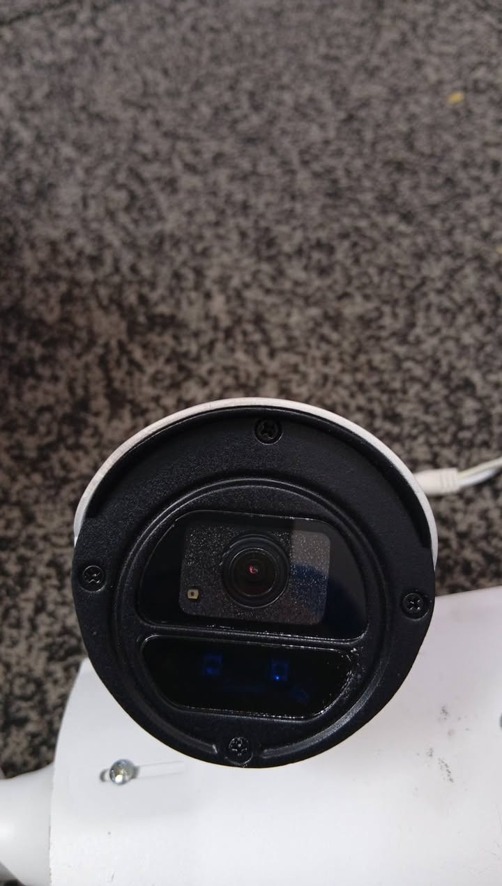 السلام عليكم كامرات جدد العدد 26 البيع مكاني بغداد ***********
