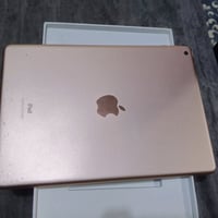 آيباد جيل ٨ • ١٢٨ • خدش خفيف