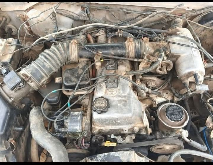 متوفر تحويره كامله محرك وكير اوتوماتيك جمره بخاخ  2700 شرط مكفول من تنقيص وتبخير يرهم بيكم جمره هايلوكس سورف ويرهم علفورنر برادو لاندكروز سعره اتصل علرقم وتدللل
***********
*********** مكاني حله
