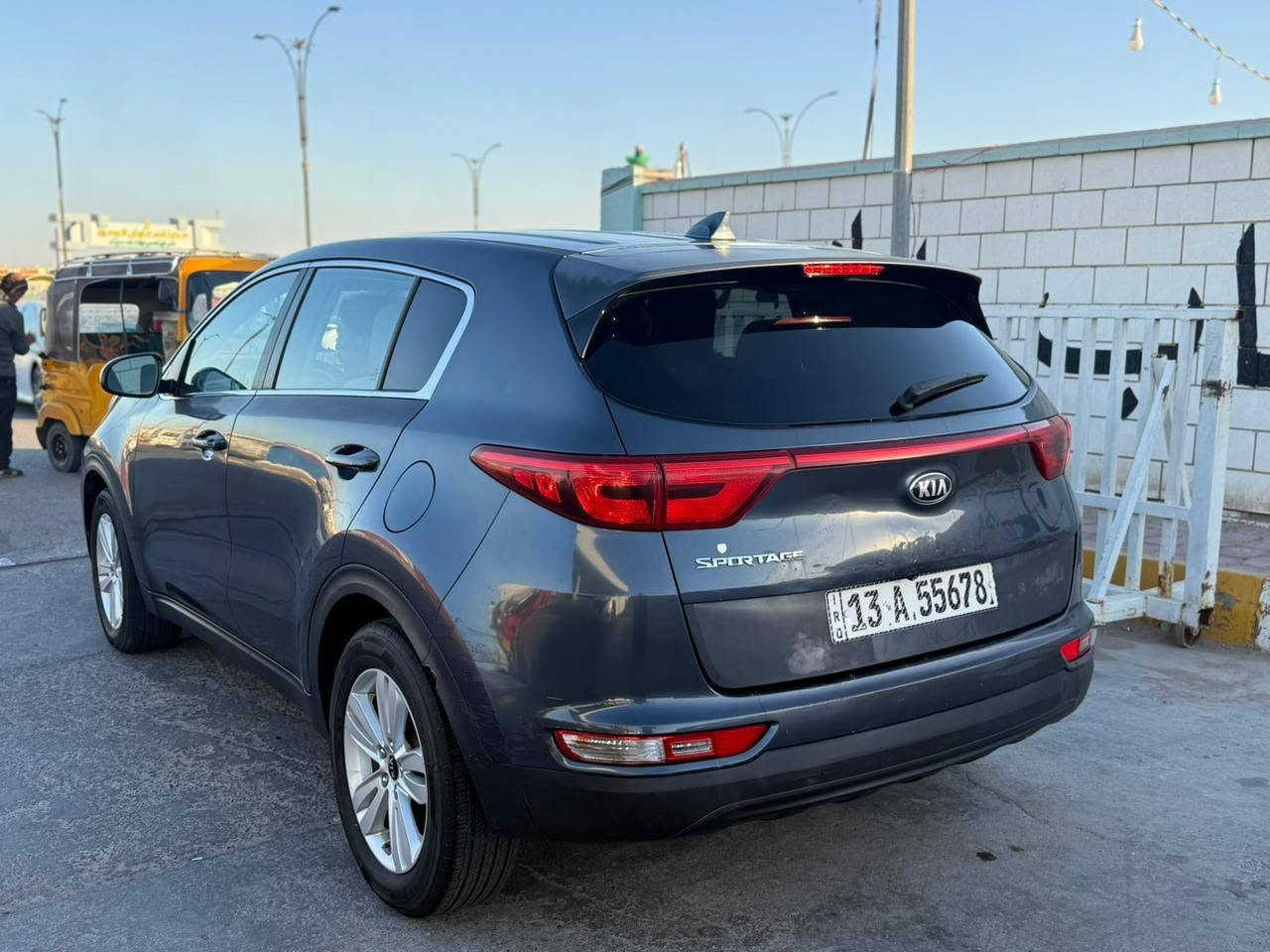 سبورتج 2017 رقم ميسان الجديد
راعيها بالبصره يمي شرط تحويل 
وارد بيها صبغ بابين وجاملغ امامي 
بدون دواخل الباقي كفاله 
مكينه 2400 كفاله 
تبريد حداديه جاهزه 
شاشه كاميره تحكم استيرن 
مانع اندلاغ نضام ايكو 
دواخل عسلي 
السعر 117 وبيها مجال 
مكاني البصره الشراي يتصل 
***********
