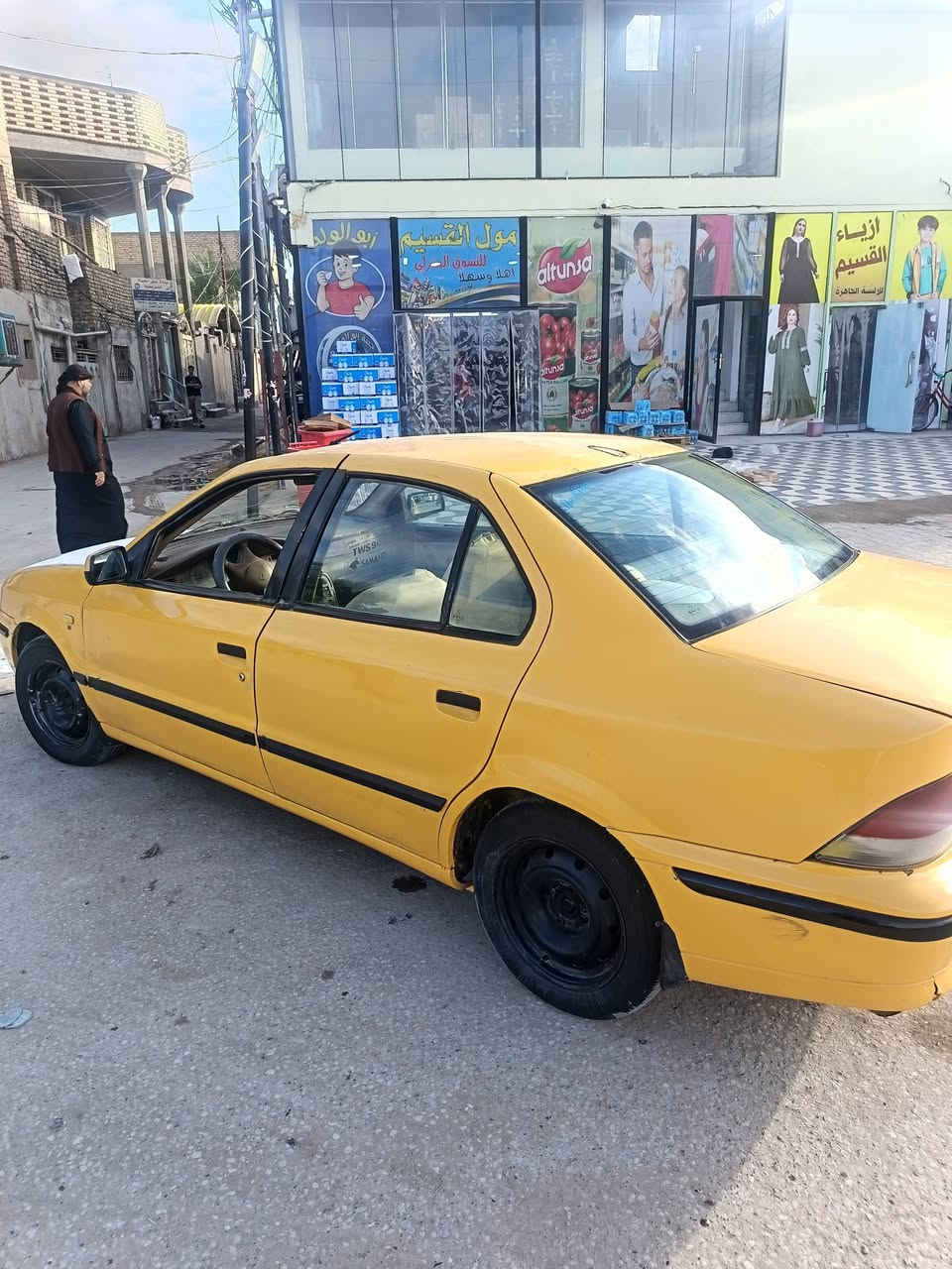 سمند موديل ١١ رقم واسط سنويه ماساقطه راعيه يريد مداور مصفره هيئه عليه غرامه ٢٠٠ الف السعر ٢٩ وبيه مجال ***********
مكان السياره نجف
