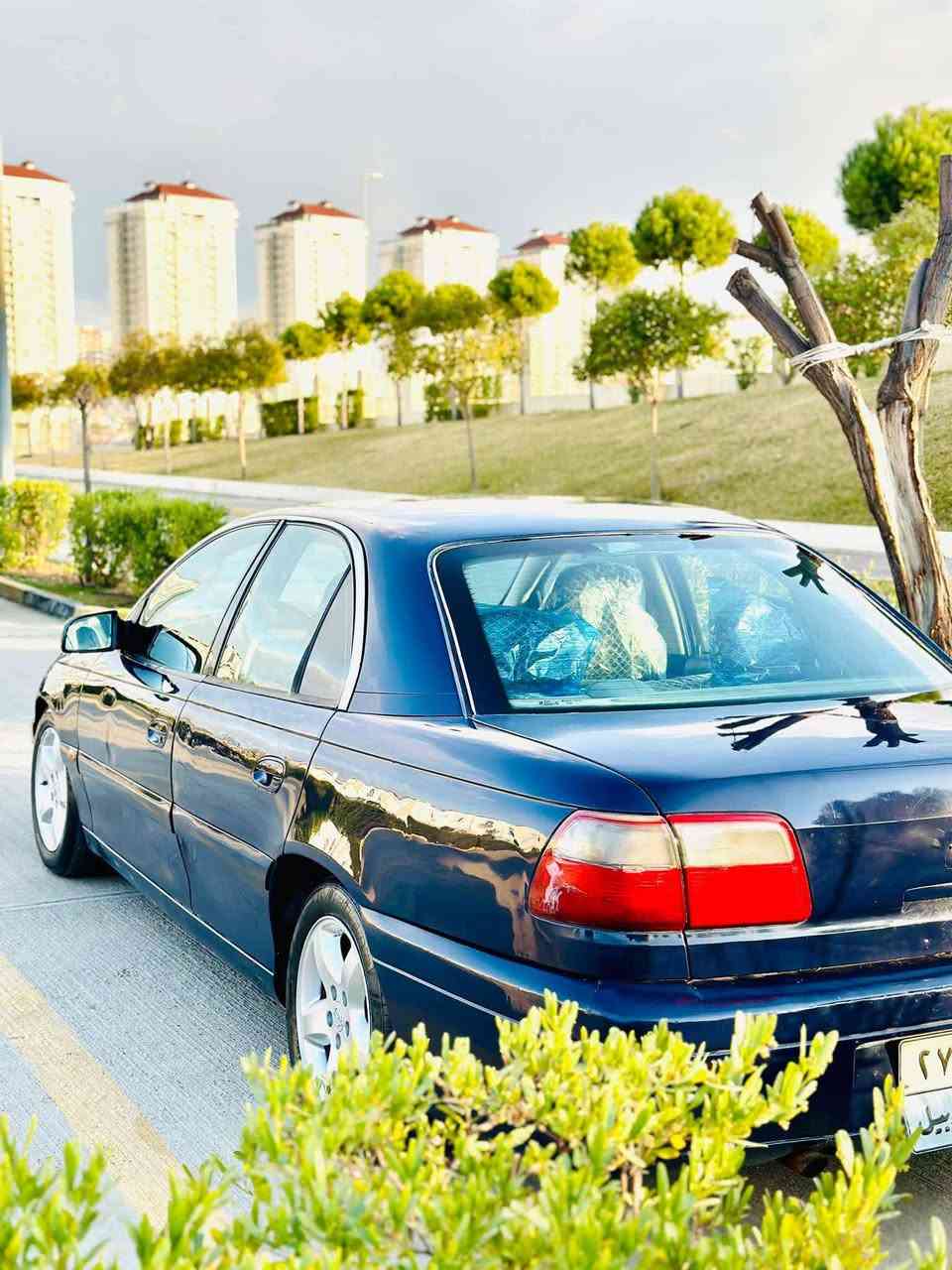 ئۆپڵ ئۆمێگا مۆدێل ٢٠٠١
گێر تۆماتیک 
گێر و مەکینە ئەرنەب vvt i3000
٤ تایەی لۆک و ویلی شەریکە
پاتری تازە
کوشن کارەبا
جام کارەبا
ئاوێنە کارەبا
شاشە ئایپاد
کامێرا 
سەقف سڵاید
تەبرید کارەبایی مەزبوت
هەموو گیانی بە شەرت ئیش ئەکات بێ مەسرەف
کارەبایی مەزبوت
بە شەرتی فیتەر
وکالەی بە ناوی خۆمە
سعر 56 گەڵا
شوێن سلێمانی ***********

2001 أوبل أوميغا 
 گیر أوتوماتيكي 
 گیر و محرک أرنب vvt i3000
تخم تایرات جدید ویل کب شریکه
 پاتری جدید
 کوشنات كهربائية
 جام كهربائي
 مرآة كهربائي
 شاشة آيباد
 کامیرا خلفی
 سقف سلاید مزبوت
 تبرید ثلج مزبوت
 السیاره کلهه تعمل بشرط و بدون مصرف
 كهربائيات كلهه شغاله بدون اي نقص
وکالە بشرط
السعر 56 ورقة
 الموقع السليمانية ***********
