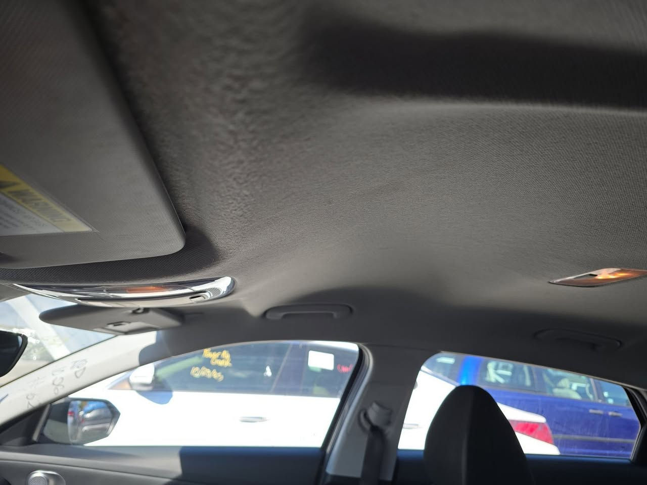 سلام عليكم 
النتره موديل 24 حادثها كما واضح بالمنشور 
مكفوله من الحادثه المسبق والصبغ حاليا بالحره 
سعرها 95 قفل على كتاب ذوي شهداء ب105 ماعده وصل الضريبه ستفسار ***********
يوجود عديد من سيارات داخل المنطقه الحره 
يوجود كروب واتساب https://chat.whatsapp.com/GixH6PjafciIKrzP2u63FA
