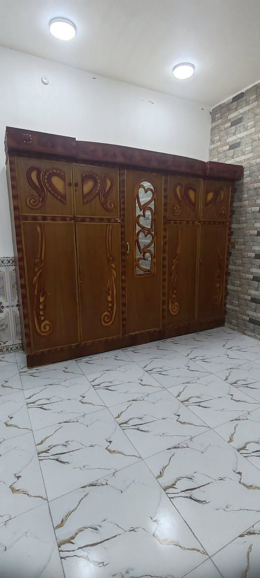 كنتور نجاره عراقيه درجه اوله طابقين سعر 200
مكاني كوت دور النواب الضباط شراي يتصل
***********
