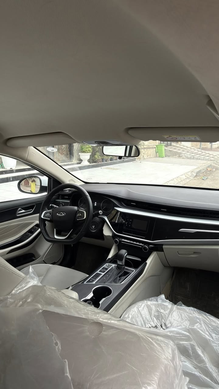 السلام عليكم شيري اريزو5 مديل2025 زيرو و ضمان و كفاله ماشيه24الف سياره بلجيس مكاني بصره سعره119 و بيه مجال بسيط ***********
