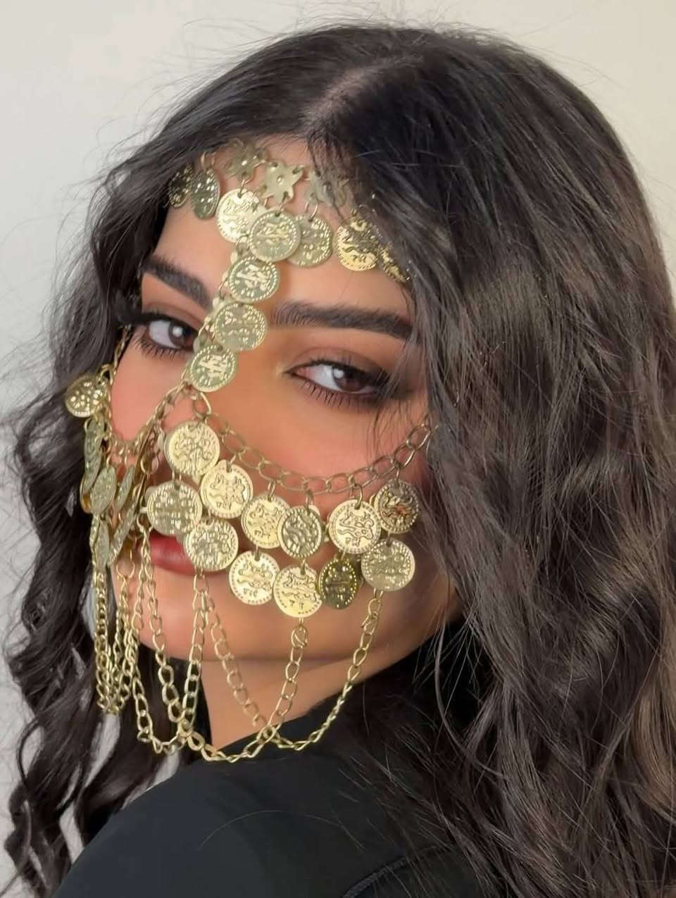 البركع توفرر بدزاين ررعة مختلف ❤️

بركع بإطلالة عراقية تراثية تخطف الأنظار ✨
فخامة الماضي بلمسة عصرية… قطعة مستوحاة من التراث العراقي الأصيل، تعطيك حضور ملكي وأناقة مختلفة بكل مناسبة.

🪙🪙تفاصيل العملات الذهبية تعكس جمال التراث وتخلي إطلالتك مميزة وما تتكرر.

فخامة × أنوثة × حضور ما يتكرر 💛
مناسبة للأعراس 👰🏻‍♀️ وجلسات التصوير 📸 والسهرات الملكية ✨

السعر  10 الاف 
🚘يوجد خدمة توصيل لجميع محافظات العراق ٤ الاف🚘


**إذا كنت صاحب هذا الإعلان وتريد حذفه لأي سبب، رجاءا أرسل رسالة إلى الدعم الفني**