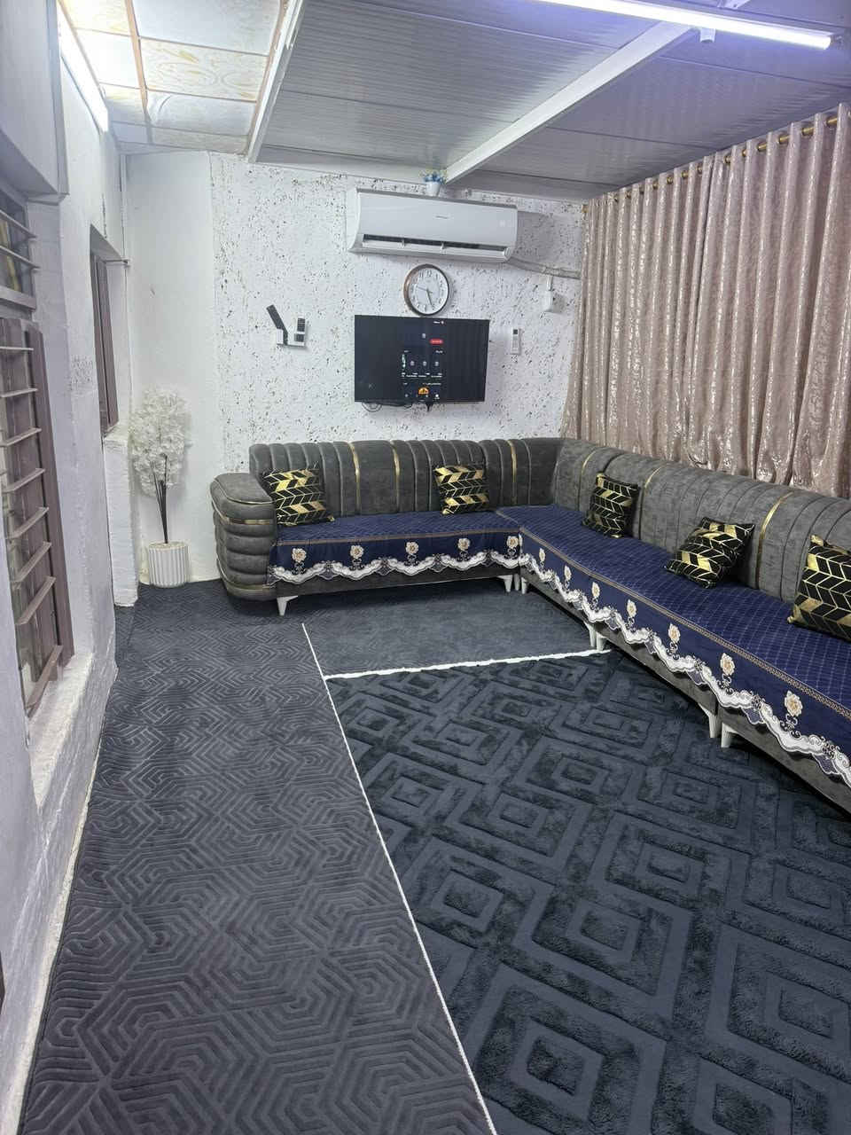 ؜🏠 عروض مكتب البركات 🏠
ـ ـ ـ

🔻 --  للبيع  -
🔹 المساحة 216 متر 
……..بسعر جدآ مغري…….
…….
#العنـوان :  كركوك امام قاسم محله سيد سرور قرب جامع النايب
#السعر: مراسلة الصفحة او الاتصال بالارقام في نهاية المنشور

ـ ـ ـ
نستقبل جميع العروض للدور السكنية والتجارية والزراعية بكافة مناطق كركوك
للمزيد من المعلومات مراجعة مكتب البركات للعقار
🔸العنوان سايدين شقق الغاز 
أو الاتصال على:
***********
***********
