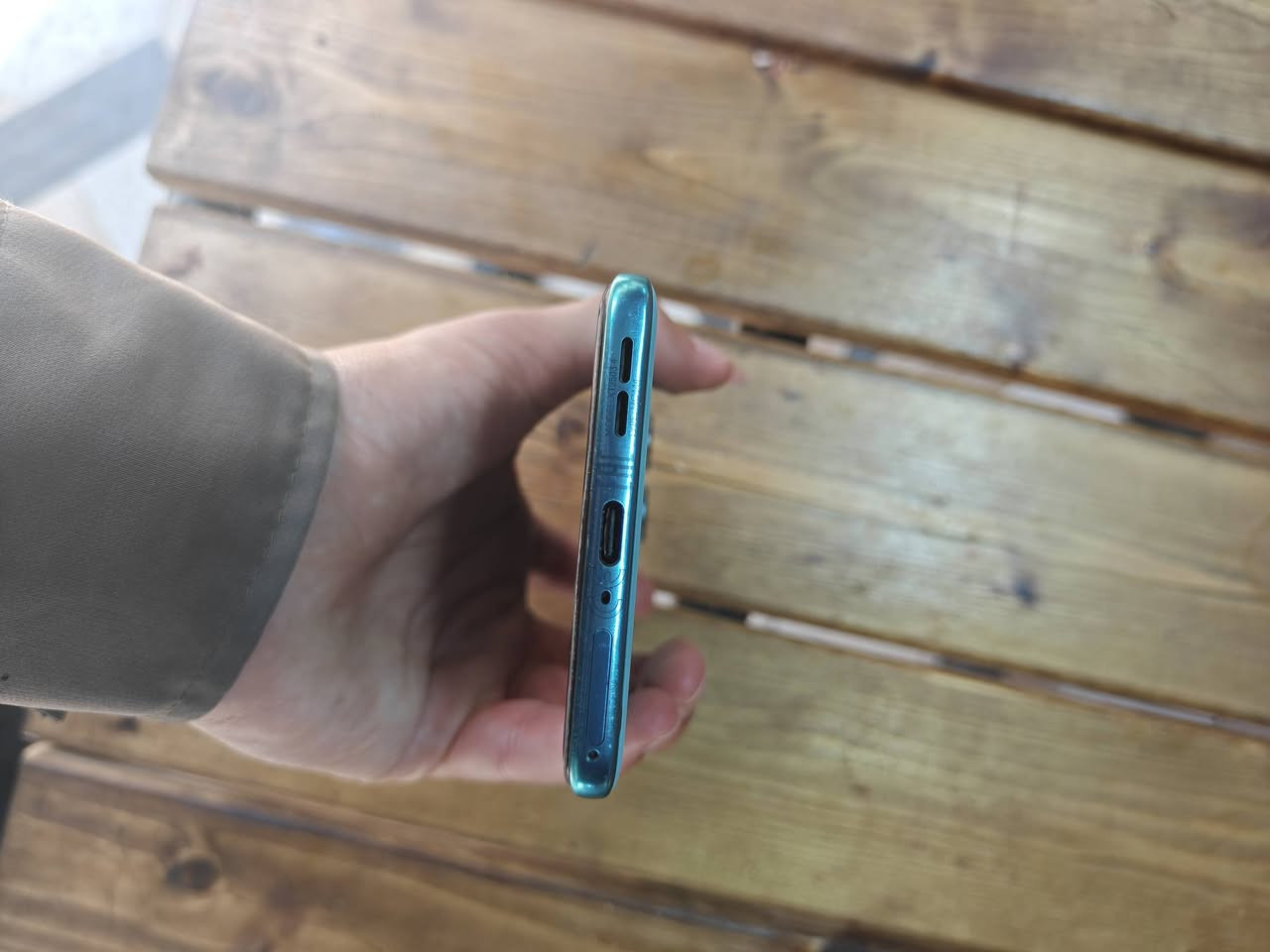 ئەو موبایلەمان هەیە بۆ فرۆشتن motorola ege 60 fusion خاوێنی ۱۰۰/۹٨ شوێن هەولێر گەیاندن هەیە


**إذا كنت صاحب هذا الإعلان وتريد حذفه لأي سبب، رجاءا أرسل رسالة إلى الدعم الفني**