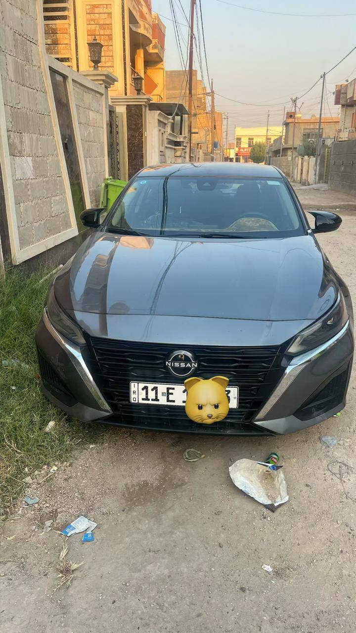 السلام عليكم للبيع
التيما 23 بغداد ماشيه86 كلين مياه أمطار مكفوله من الحادث بيه بارد فقط موجود بالصور محرك 2500 كير محرك مكفول كامره بصمة تشغيل تشغيل عن بعد رادار امامي وخلفي نقطه عمياء مثبت سرعه 
السعر 165 وبيها مجال
موجوده بالفلوجة
***********
