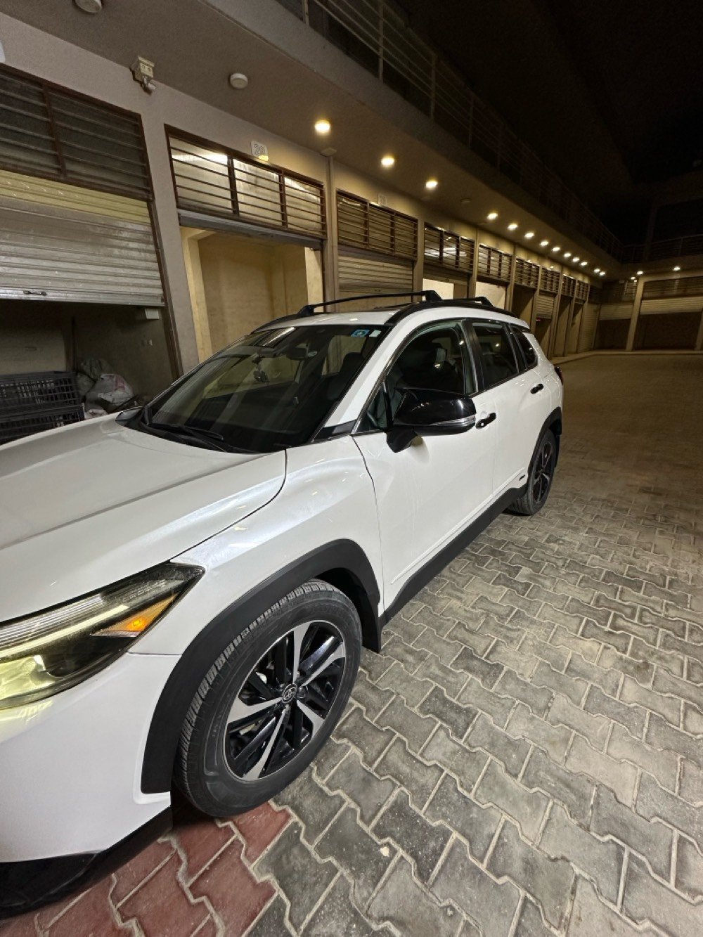للبيع Toyota Corolla Cross Hybrid XSE 2024🇺🇸

✅ فئة XSE أعلى مواصفة
✅ محرك 2.0 هايبرد اقتصادي
✅ فتحة سقف 
✅ دفع رباعي AWD
✅ جنوط رياضية 18 إنج
✅ مصابيح LED
✅ شاشة وكاميرا خلفية
✅ رادار ومثبت سرعة ذكي
✅ مراقبة النقطة العمياء
✅ تدفئة مقاعد 
✅    كرسي السائق كهربائي مع دعم أسفل الظهر
✅    مقاعد SofTex (جلد )
✅      تكييف أوتوماتيك ثنائي المنطقة و تبريد خلفي 
✅شاحن لاسلكي
✅ باب الجنطة كهربائي 
✅ تشغيل عن بعد 
✅اشاير بالمري 

✅ Apple CarPlay و Android Auto

انظمة الأمان

•  رادار أمامي.
•  مثبت سرعة راداري.
•  نظام المحافظة على المسار.
•  فرملة طوارئ أوتوماتيكية.
•  مراقبة النقطة العمياء.
•  تنبيه حركة المرور الخلفية.
•  حساسات أمامية وخلفية مع كاميرا رجوع

السيارة وارد أمريكي، نظيفة جدًا، الضرر موجود بالصور فقط بنيد ومصلح نفسه ومصبوغ بالإضافة إلى الجاملغ بيه بارد وتكحيل موجود بالصور 
الايرباك الطاك فقط السائق 
السيارة جديدة ونظيفة 
السيارة باسمي واني مستوردها  رقمها بابل 
ماشية 31 ألف كيلومتر قابل للزيادة 
رقم السيارة بابل 
📍الموقع: بابل
📞 للاستفسار: (***********)
💰 السعر: (200$) قابل للتفاوض