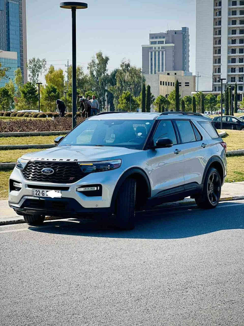 ‎عربي / كوردی
‎‏𝐅𝐨𝐫𝐝 𝐄𝐱𝐩𝐥𝐨𝐫𝐞𝐫 𝐒𝐓 
‎‏Model: 2020
‎‏Milage: 90000km
‎‏Engine: twinTurbo 3.0-Litter V6

السعر: 288$

‎مواسەفات
‎ئۆتۆ پارك 
‎شاشە ئەلکترۆن 
‎کوشن جلدکو
‎کوشن ساردوگەرم
‎کوشن مەساج 
‎کوشن کارەبا 
‎کوشن میمۆری
‎دەبل ئەکسل -  
‎ڕاداری کامل 
‎ئیمێرجنسی برێک
‎لایت لید
‎ویل 21
‎سوکان ھیتەر
‎برێک بەسمە 
‎دەرگا شەفت
‎کامێرا 360
‎سپۆرت
‎پەردەی بیلاد

‎:جەمەلەغی پشتةوي بۆیاغە بێ ناو بي  ئیرباگ
[[hidden information]]  
‎عربي:
‎‏Ford Explorer ST 4WD
‎الموديل2020 
‎العداد: 90000
‎حجم محرك: 6 سلندر توين توربو

‎المواصفات 
‎فور ويل 4WD - l- بصمة تشغيل - رادار كامل - صندوق شفت - كشنات جلد - كشنات ميموري - اوتو بارك - كاميرا 360 - حساس امامي و خلفي - كشنات تدفئة و تبريد 
‎کوشن مساج
شوێن هەولێر
  ڤایبر،واتساپ *********** أربيل, العراق
