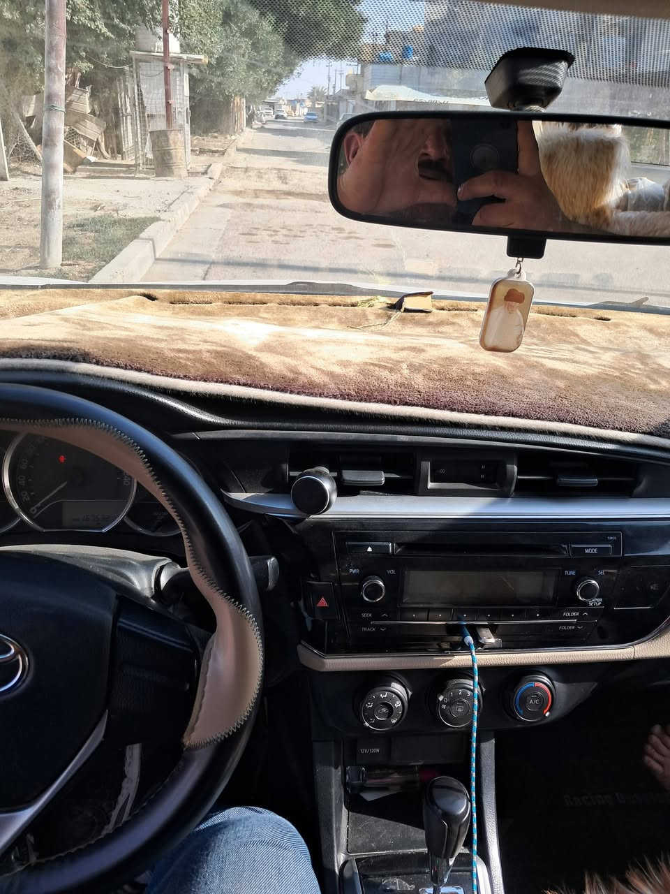 كورلا موديل ٢٠١٥ خليجيه شركه عامه محرك ١٦٠٠ لاتنقيص ولاتبخير باسمي جاهزه بل كامل سونار موجود مكانها بغداد
*********** الزعفرانية السعر  ١٣٣$
