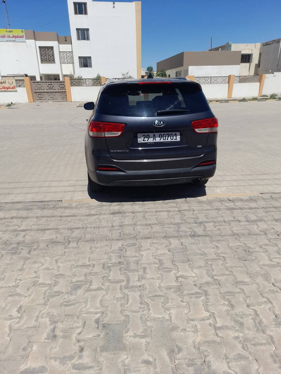 كيا سورنتو وارد امريكي موديل 2018 ماشيه 90 الف  حادثها جاملغ ونص البنيد فقط مكينه جي دي اي 4 سلندر رقم واسط جديد بسمي سنويه جديده المكان كوت الكفاءات شارع الكراج للاتصال *********** السعر 150 ورقه
