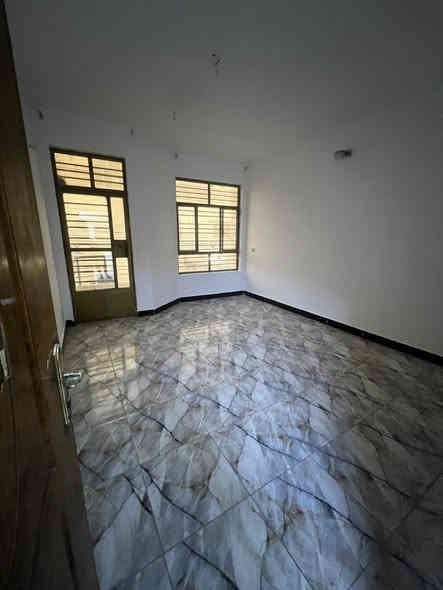 للإيجار منزل المساحه 50متر 
يحتوي علئ غرفتين نوم وخدمات عدد واحد ومطبخ وصاله قرب شارع الضيافه بدل الايجار 750الف ♦️♦️

للاستفسار الاتصال ***********
أو مراجعه مكتب عراق الخير 🔹🔹
