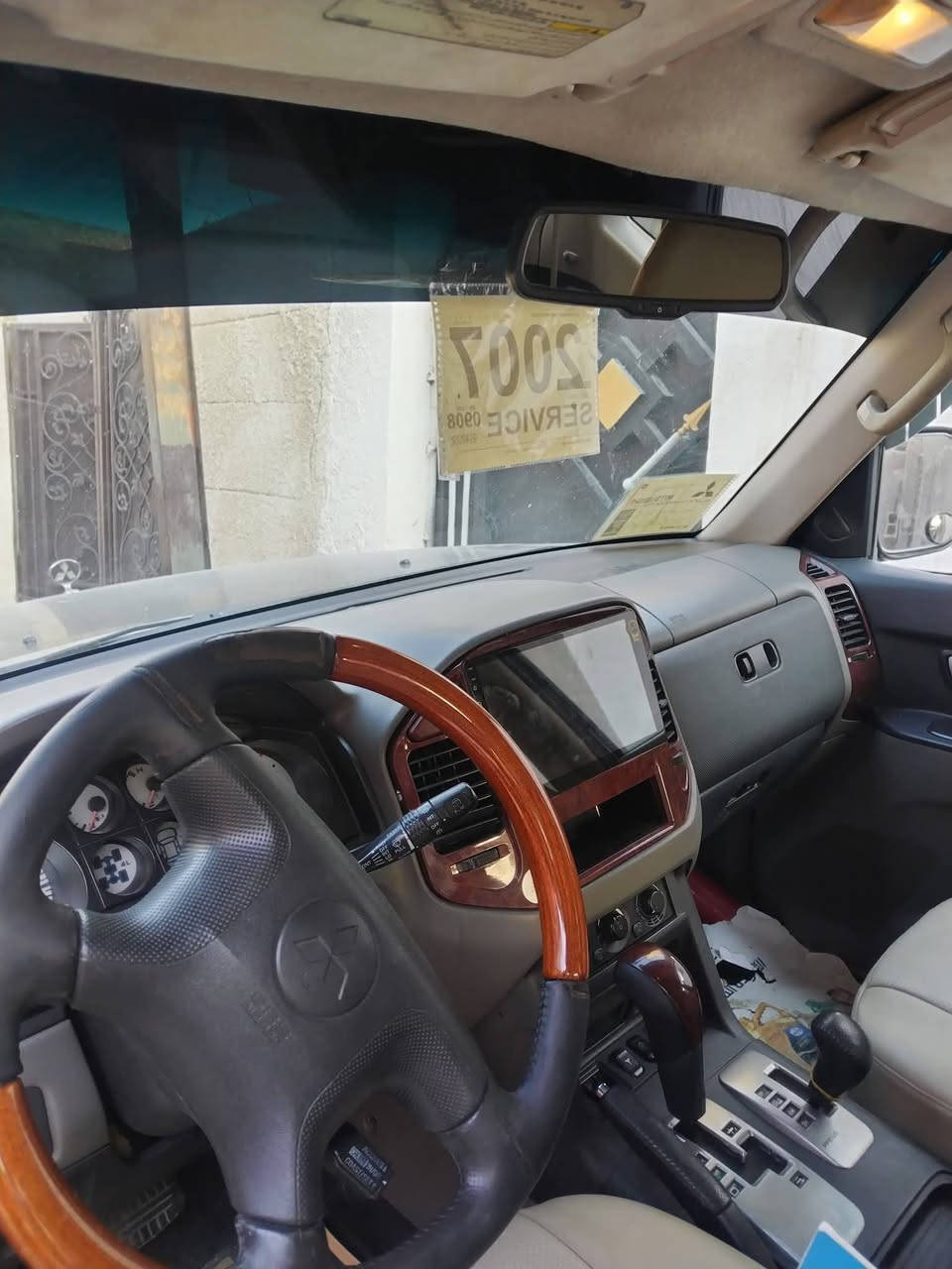 باجيرو 2007 سياره حلوه ونضيفه
محرك 3800  تفاصيل اكثر خاص


**إذا كنت صاحب هذا الإعلان وتريد حذفه لأي سبب، رجاءا أرسل رسالة إلى الدعم الفني**