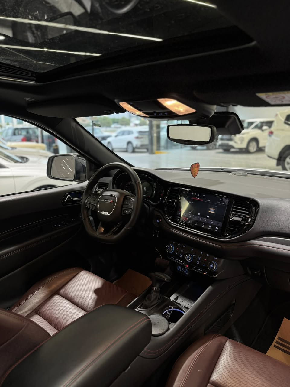 دوج دورنجو 🩶 خليجي ضمان هارلم 💯

دوج دورنجو-DODGE Doringo 

- موديل 2025 

- فئه GT رادار

- الممشى 7,000km

- ضمان 3 سنوات حقيقي

- سبعة 7راكب

- فتحه سقف

- تحديد مسار

- كشنات جلد وقماش تدفئه وتبريد

- السعر 48,000$💰💰

- البيع بنظام النقد فقط (لايوجد اقساط❌)

............

- للمعلومات زياره موقعنا :

- الرقيم - اربيل / شارع 100 المعارض / بجانب محطه بانزين هوگر مقابل هفته بازار 1

- (معرض الرقيم على خرائط گوگل📍 https://g.co/kgs/eZYFQ7 ) 

- او الاتصال على:

*********** 📞 

*********** 📞
