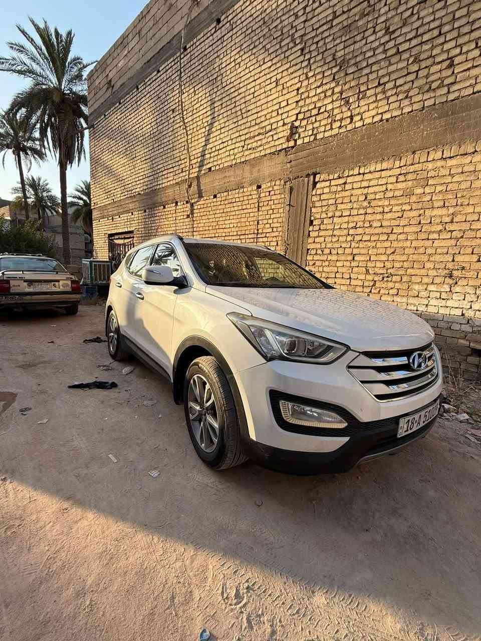 هونداي سنتافي للبيع 7 راكب و 3 قطع تبريد موديل 2014 خليجي مكفولة  السيارة من دعامية لدعامية
للتواصل ***********
