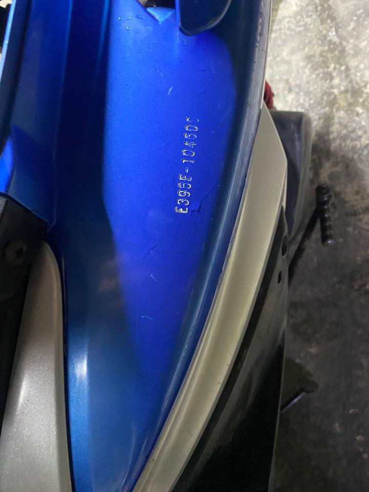 السلام عليكم شباب دراجه سكنس فحل كوري كابريتر الدراجه قبل شهر نازله من الرمبه جديده بمعنى الكلمه كامل الدراجه اوراق وجيب وياك فيتر يفحص الدراجه نكره بكل وقت السعر 950 وبيه مجال للطيبين رقم *********** /مكاني بغداد الاعضميه
