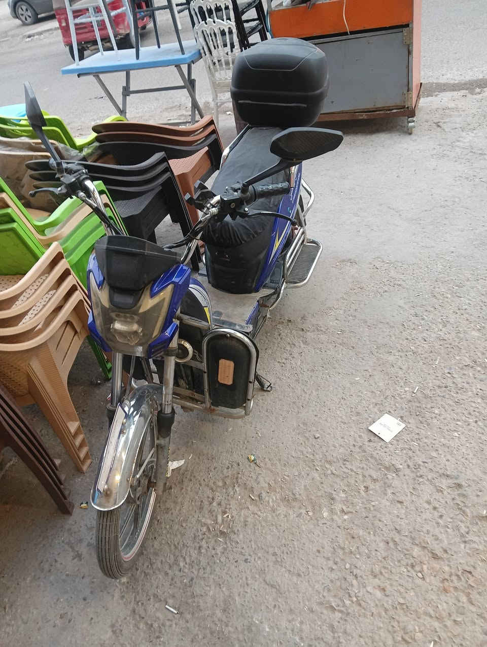 سلام عليكم دراجة شحن شغالة ونظافة بالصور موضحة بغداد الشعب حي التجار ***********
