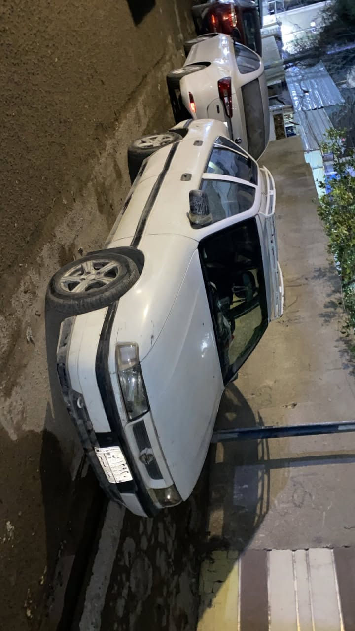 أوبل فكترا كير عادي موديل 1990 بدون تبريد باسمي السعر 30ورقه  السعر نهائي سنويه 26 الاتصال واستاب فقط ***********
