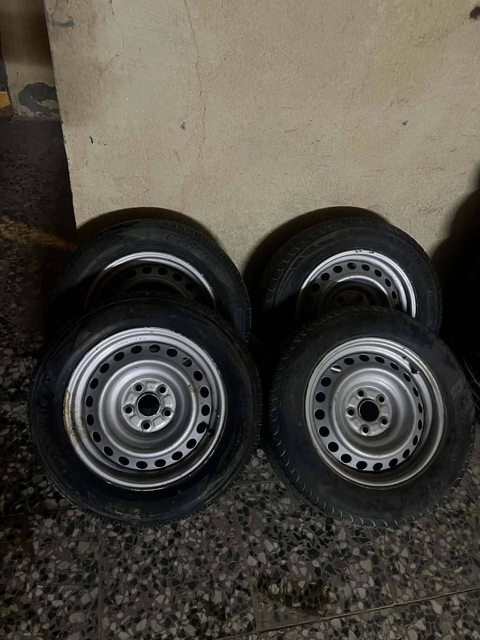 سلام عليكم رمضان كريم 🌒
_________________________
للبيع

تخم ويل عادي 

حجم16يرهم ع جميع السيارات

ويل ياباني اصلي

لون سلفري ع نفطي

حجم تاير16/60/205

ويل نضيف كلش 

نضافه تاير

زوج جدد

وزوج 80%

السعر200وبيهن مجال

لعنوان نجف لاشرف


**إذا كنت صاحب هذا الإعلان وتريد حذفه لأي سبب، رجاءا أرسل رسالة إلى الدعم الفني**