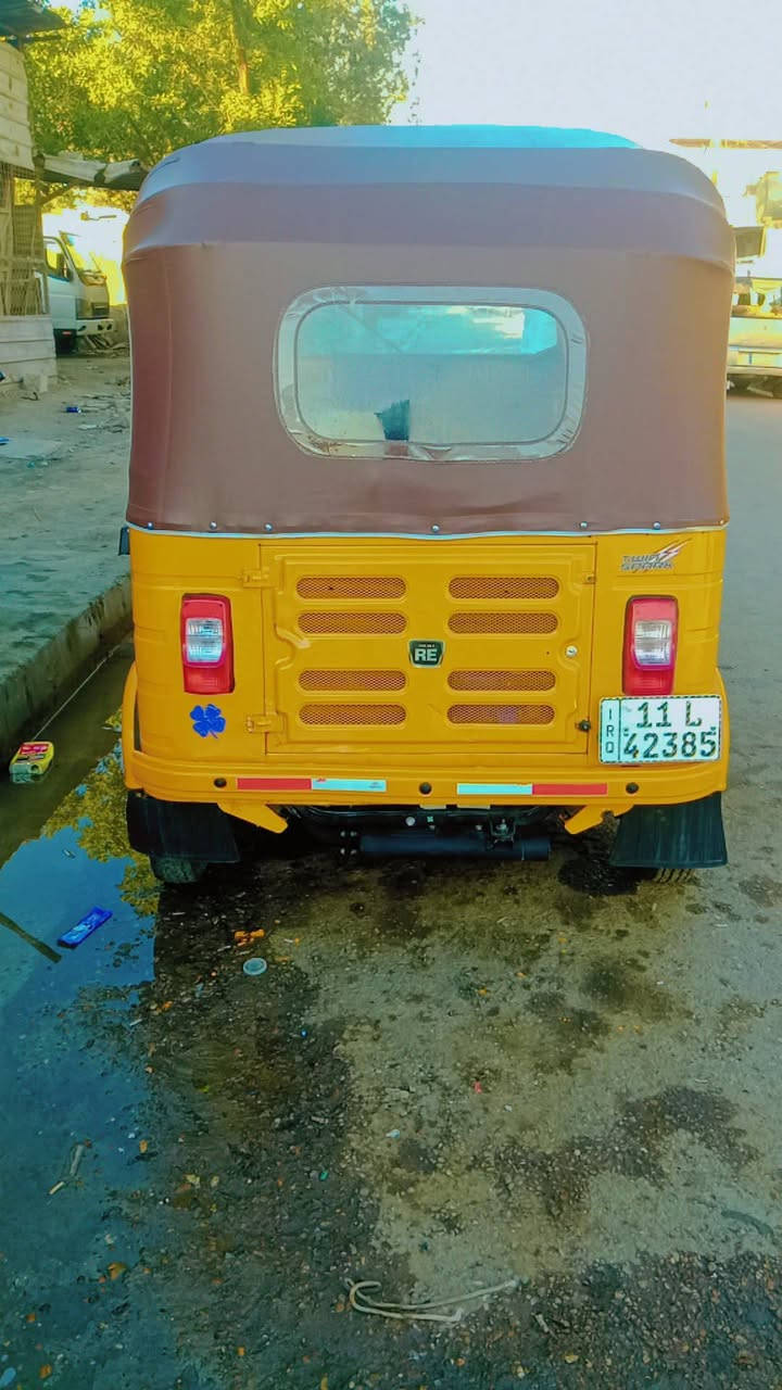 سلام عليكم تكتك للبيع موديل 20شهر 11 عنوان شهداء عبيدي ستفسار عله رقم ***********
