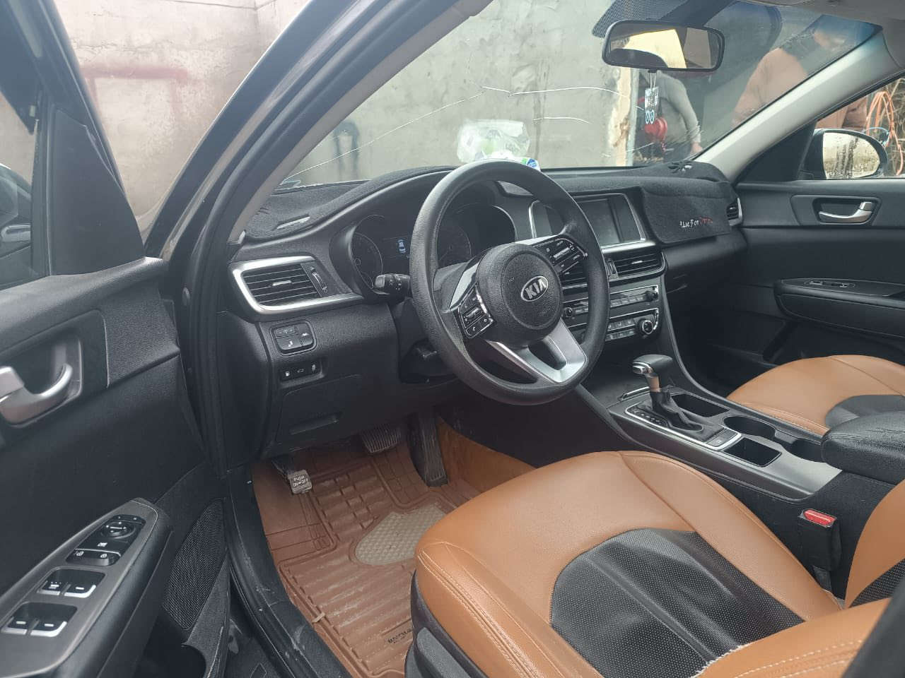 كيا أوبتما امريكي موديل 2020
حادثها مرفق بالصور ماشيه 100 الف تحويل او وكاله السعر 135 وبيها مجال مكانها بابل الكفل ***********
