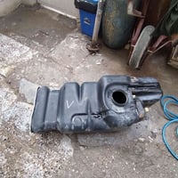 تانكي بانزين نيفاره ٢٠٠٩ للبيع 07706465914 السعر 75