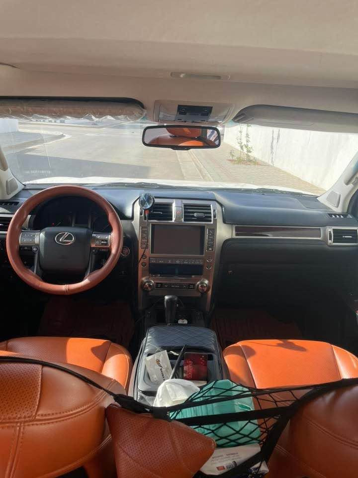 السلام عليكم

للبيع لكزز GX460 خليجية موديل 14ومحدثه 20 كفالة من الصبغ والبارد كاملة مكمله معايزها اي شي دينار متصرف عليها وادامتها بالشركة كاملة المواصفات فول الفول معروفه مواصفاتها للبيع السعر 33 مكانها بغدادللاستفسار الاتصال على الرقم *********** بغداد, العراق

