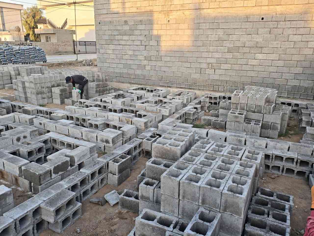 السلام عليكم
يوجد كادر عمل كافه الاعمال شرط النضافه بشغل
تنضيف تعديل تصفيط اساس وتسليح وحفر لاين بأنسب الاسعار 
للاستفسار واتساب او اتصال ***********
