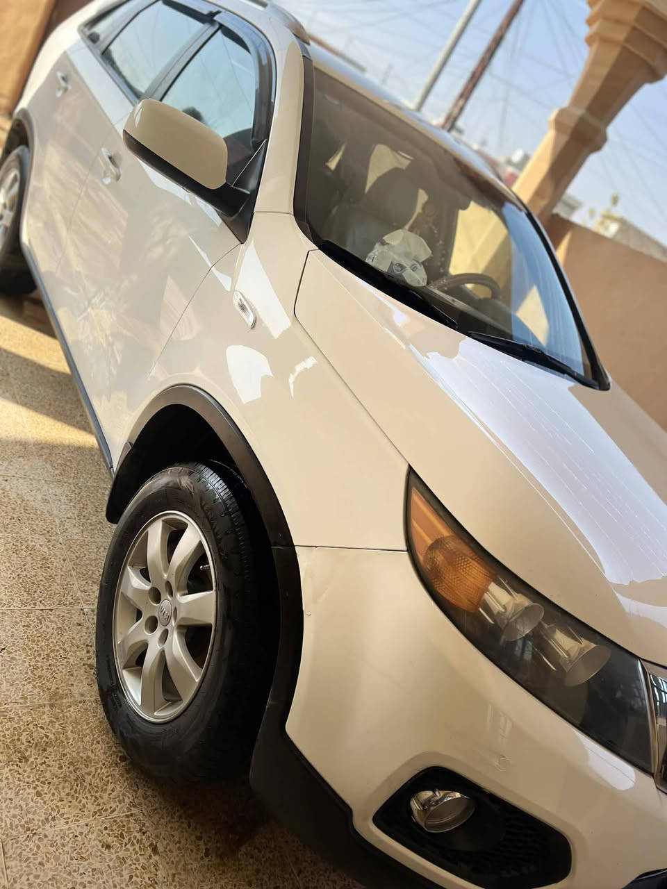 السلام عليكم اخوان سياره نوع سورنتو موديل 2012 خليجي 7 راكب كلين بدون صبغ محرك 4 دوش سنويه بأسمي السعر المطلوب 148 للأستفسار الأتصال على الرقم /*********** /مكان السياره صلاح الدين قضاء الشرقاط
