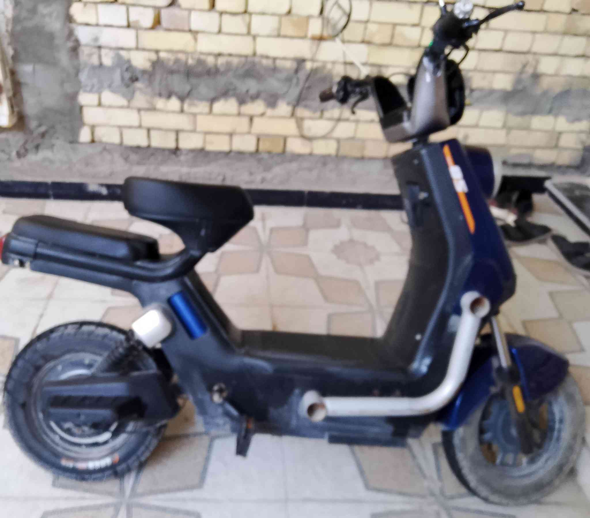 دراجه للبيع او مراوس بطاريات جدد يمشي 80 حلوه استخدام بسيط 250وبيها مجال


**إذا كنت صاحب هذا الإعلان وتريد حذفه لأي سبب، رجاءا أرسل رسالة إلى الدعم الفني**