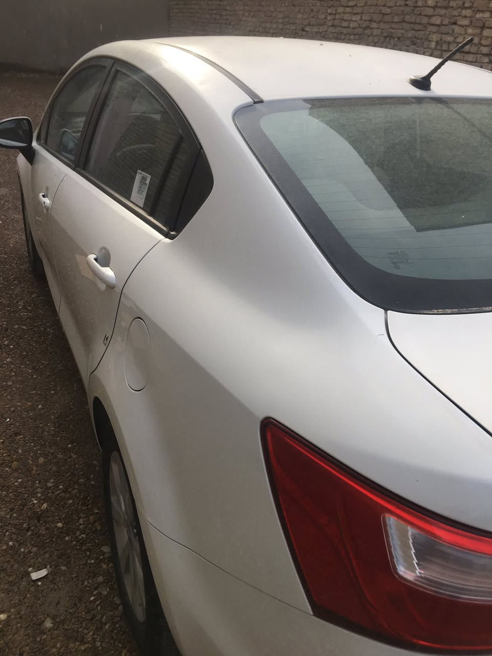 كيا ريو الدولية العراقية خليجي مكفولة محرك قطرتين ١٦٠٠ دوش بأسمنا ماشية  ٧٠ و٧٠٠ تقريبا جديدة ونظيفة جدا تبريد تدفئة تايرات كتلوكات سويجين بيها السعر ١٠٨ المكان بغداد تلفون ***********
