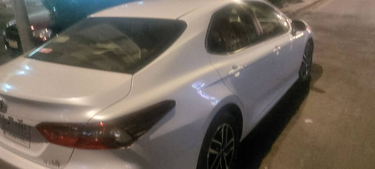 موديل 24 هايبرد عبد اللطيف جميل بأسمي من الوكالة مكاني بغداد بحالة الزيرو الشراي يتصل *********** مكفولة من الصبغ عدا بارد اقل من اصبع مصلح pdr جاملغ خلفي ماشية 19 فقط
