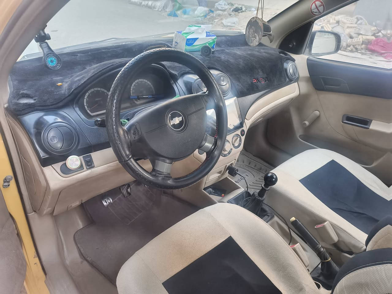 ايفو مديل ١٠ للبيع
سيارة شوفت عينك جامة امامية جديدة تخم تاير جديد حدادية ب٤٢ وبيها مجال
***********
