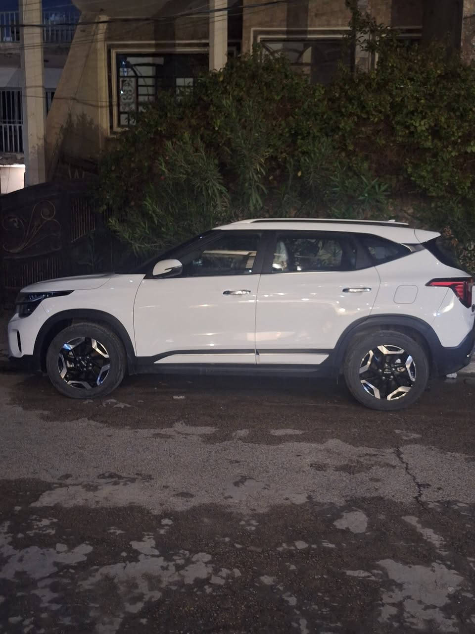 كيا سلتوس موديل 2024  قمارة حديد داخل ابيض ضمان الدولية السعر  26 مليون بي مجال لليقتنع بالسيارة مكفولة من كل شيئ


**إذا كنت صاحب هذا الإعلان وتريد حذفه لأي سبب، رجاءا أرسل رسالة إلى الدعم الفني**