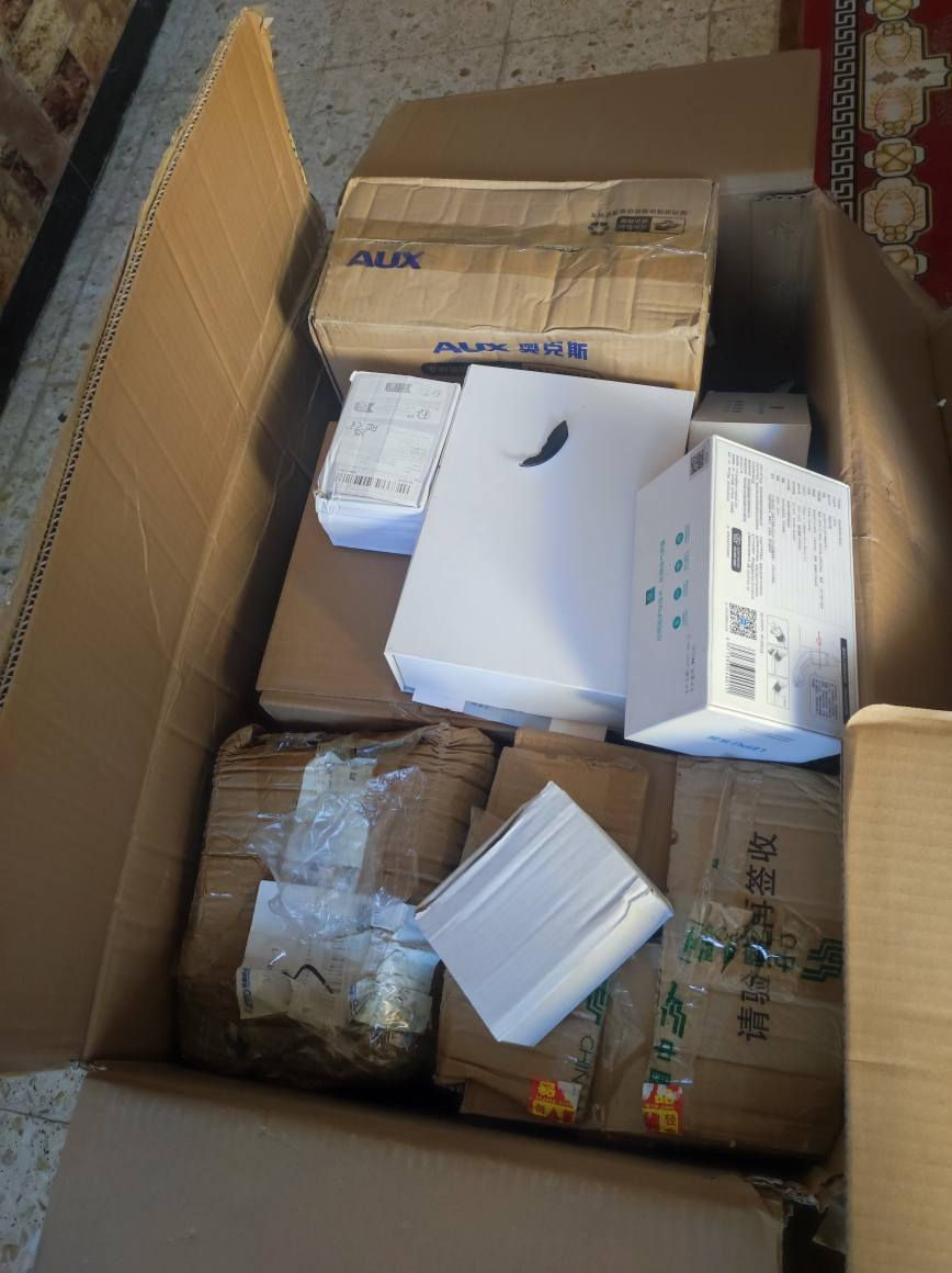 السلام عليكم تم وصول بضاعة جديده امزون عنوان المحل خدمات مسقط قرب حسينيه الزهراء  اسعار ابلاش  
امزون مرتضة 
***********
