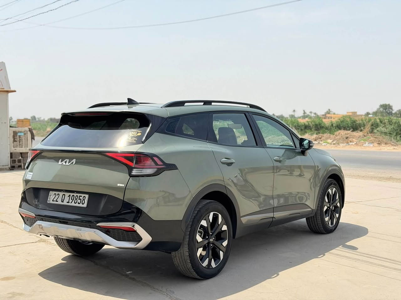 السلام عليكم
سبورتج xline 2023 فول مواصفات للاخير برستيج طويلة

كشنات تدفئة
كراسي كهرباء 
بنوراما 
حساسات خلفي امامي 
٤ تحكمات قيادة
تحكمات ستيرن جهتين
منفذ شحن لاسلكي +اواكس+ تايبسي 
لون زيتوني مميز

حادثها الجنطة فقط بدون دواخل بدون ايرباك 
السيارة جديدة 
للاستفسار اكثر 
***********
